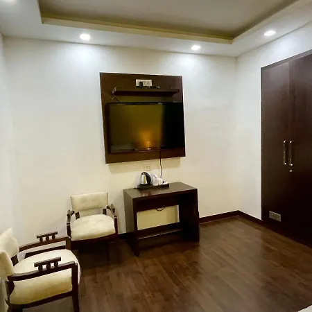 Lime Boutique B&B Gk-1 At Kailash Colony Metro , Greater Kailash Near Eros Hotel Nehru Place-3