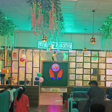 Hotel O Pop Angoori Farm House-3