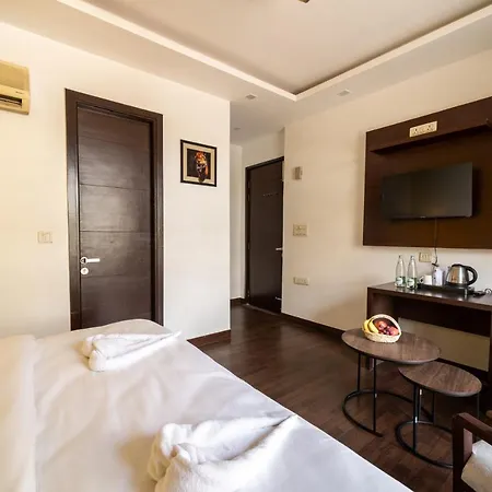 Lime Boutique B&B Gk-1 At Kailash Colony Metro , Greater Kailash Near Eros Hotel Nehru Place-2