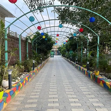 Hotel Eco Park-2