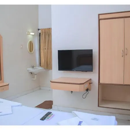 Hotel Jeyasakthi-2