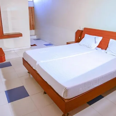 Hotel Jeyasakthi-3