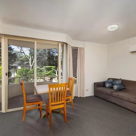 Wahroonga Furnished Apartments-2
