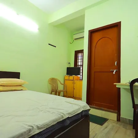 Arackal Tourist Home-3