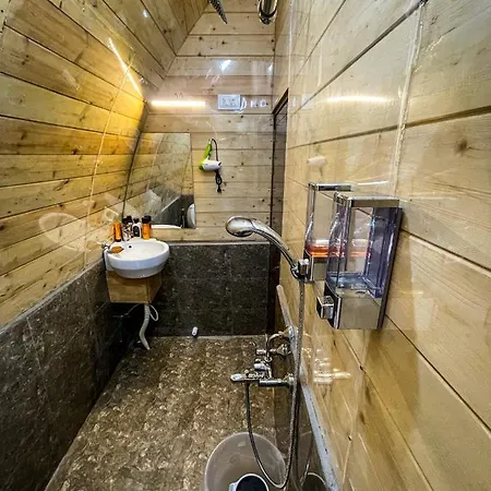 Cozy Capsules - Modern Hut-2