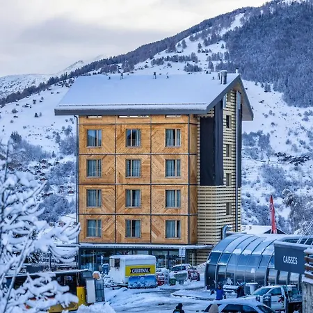 Mad Mount Hotel & Spa-2