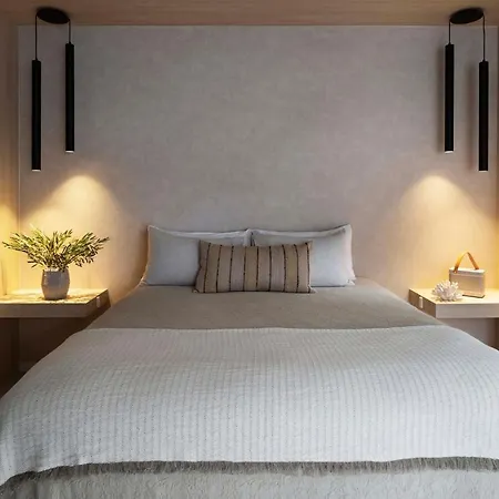 Tallowwood House Luxury Bed & Breakfast-3