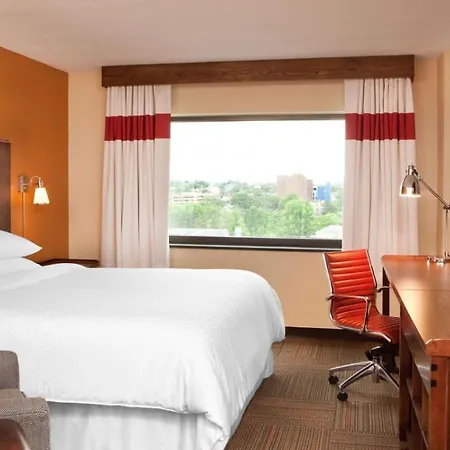 Anz Hotels Scranton-3