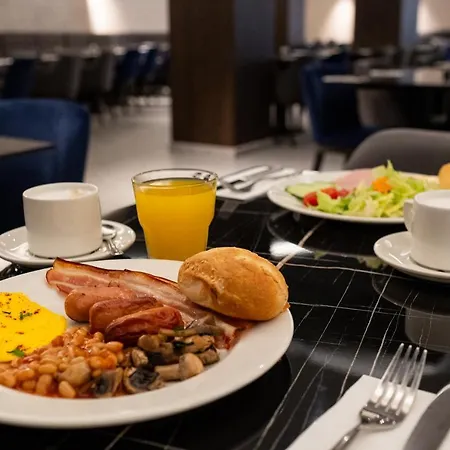 Alavits Hotel By St Hotels-3
