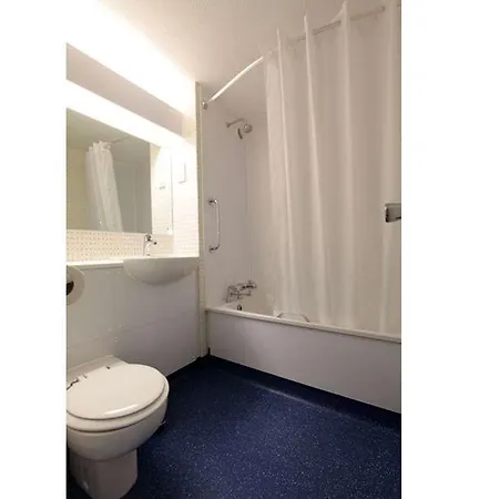 Travelodge Carlisle M6-3