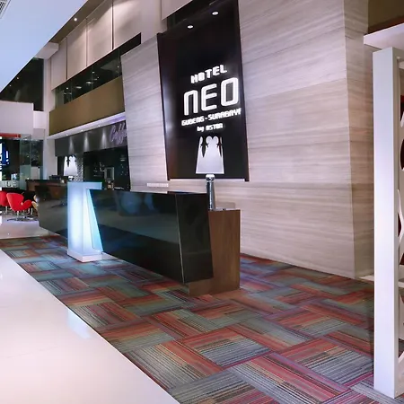 Hotel Neo Gubeng By Aston-3