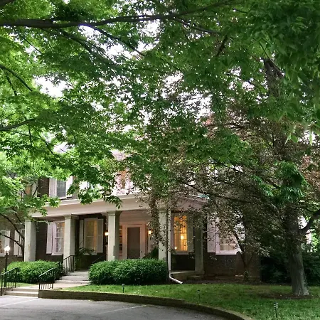 Charred Oaks Inn-2