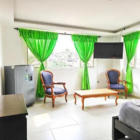 La Mercedes Lite Hostal By Mh-3