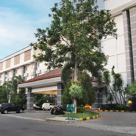 Lorin Dwangsa Solo Hotel-3
