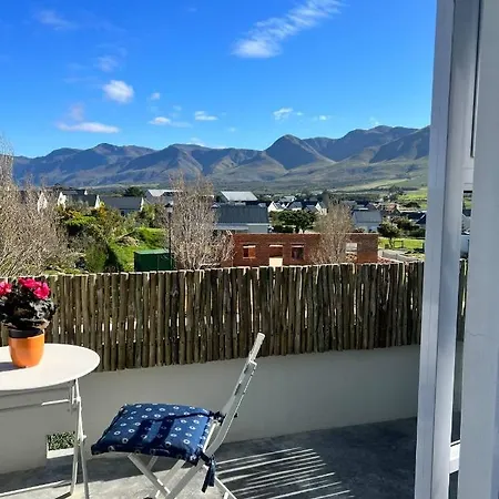 A Mountain & Country Haven-2