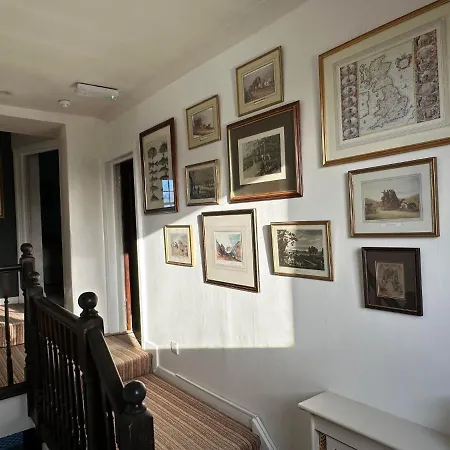 Burford Lodge - Adults Only-3