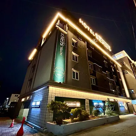 Series Hotel-2