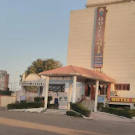 Hotel Amit Jalna-3