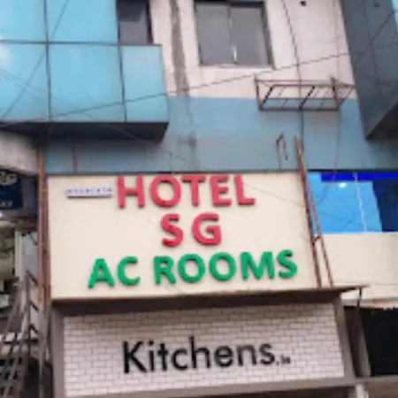 Hotel Sg Ac Rooms Vadodara-2