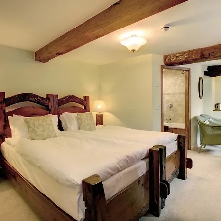 Lowthwaite B&B-3