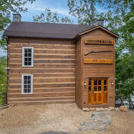 Russell'S Fort At White Oak Point: Historical Cabin On Lake Lure, Luxury, Direct Lake Access!-2