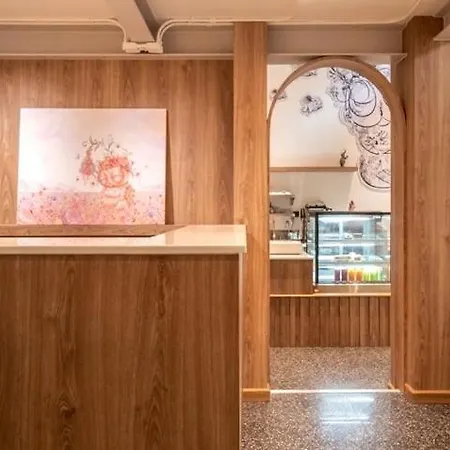 Zen Master Hotel-2