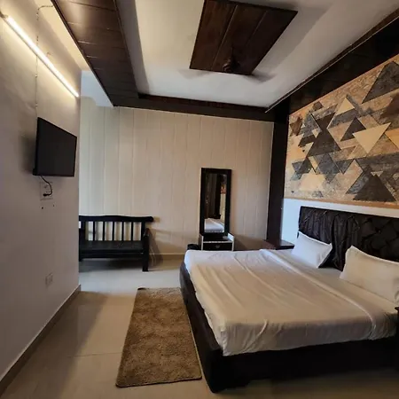 Amazing Aryavan Resort-2