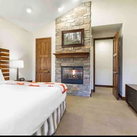 Big Bear Village-3