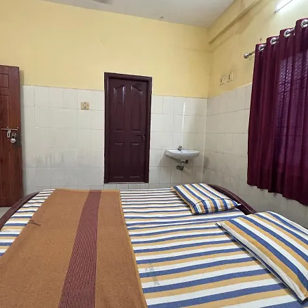 Chinmayi Tourist Home - Opposite To Temple Only 50 M-3