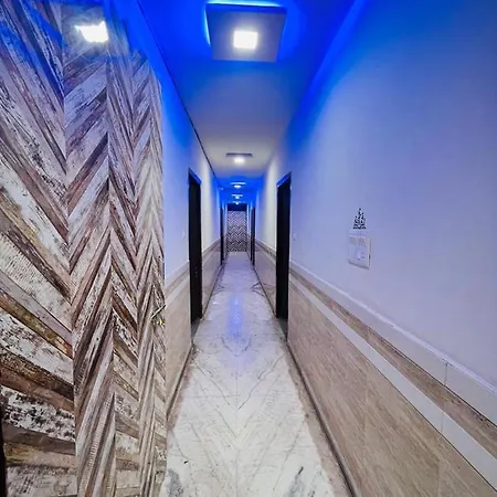 Hotel S S Palace-2