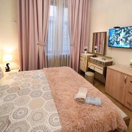 City Lux Hotel-3