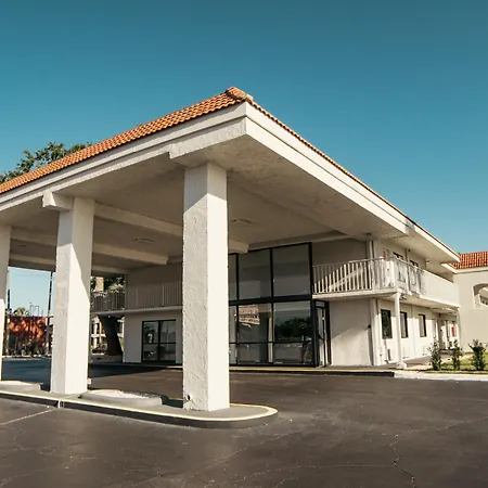Travelodge By Wyndham Orlando Lake Buena Vista South-2