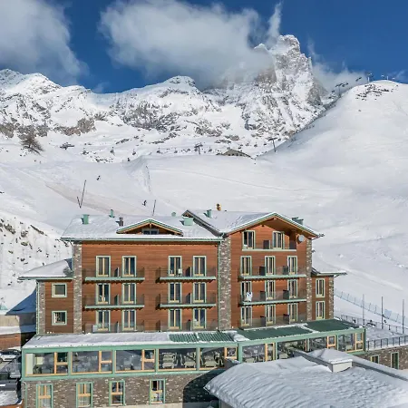 Hotiday Cervinia Ski&Spa-3