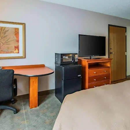 Royal Inn Suites-2