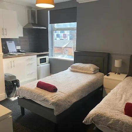 Circle Guest House Bed Only-3