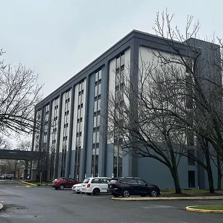 Best Western Plus Meadowlands-2