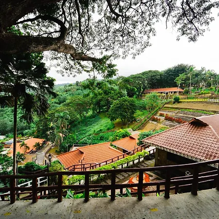 Sol Y Viento Mountain Hot Springs Resort-3