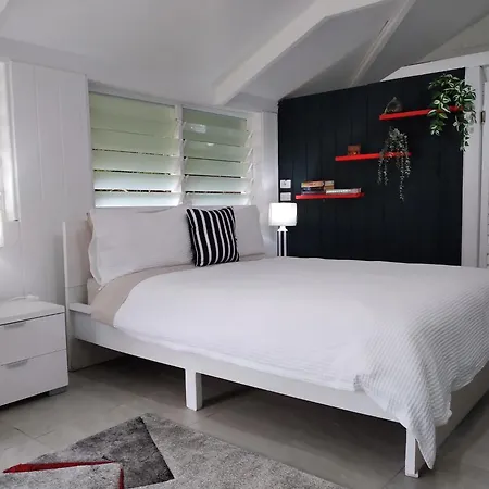Eumundi Yacht Club B&B-2