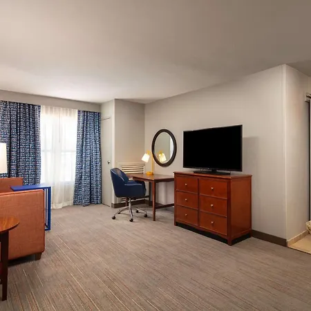 Hampton Inn & Suites El Paso-Airport-2