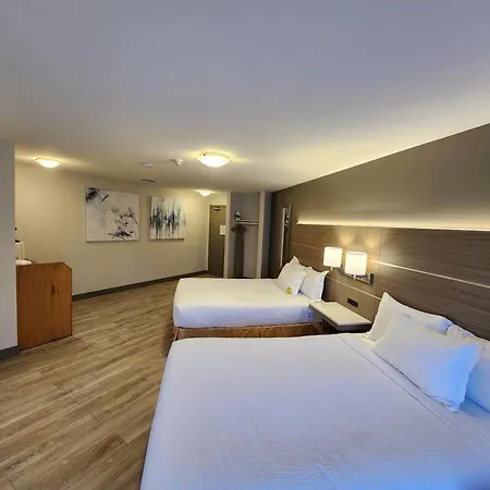 Days Inn By Wyndham Penticton Conference Centre-3