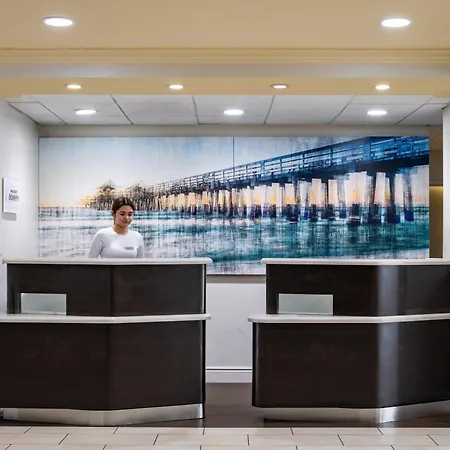 Courtyard By Marriott - Naples-3