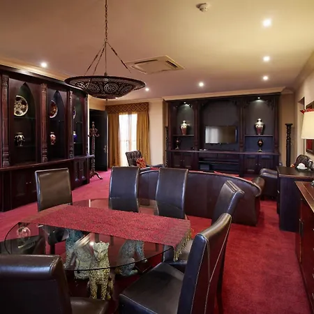 Tayfin Royale Hotel & Conference Centre-3