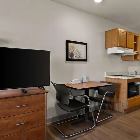 Woodspring Suites Champaign Near University-2