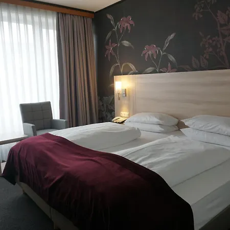 Hotel Senator Muenchen-2