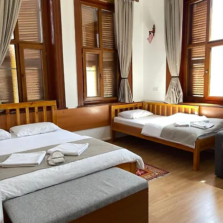 Held Hotel-2