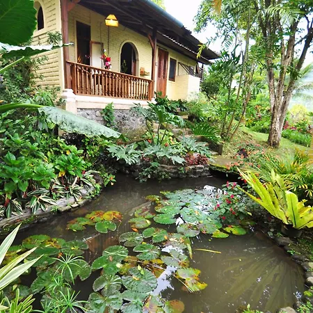 Puri Lumbung Cottages Restaurant & Spa Munduk-3