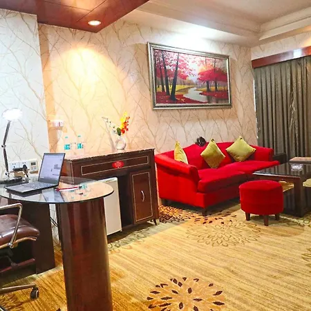 Skycity Hotel Gurgaon-2