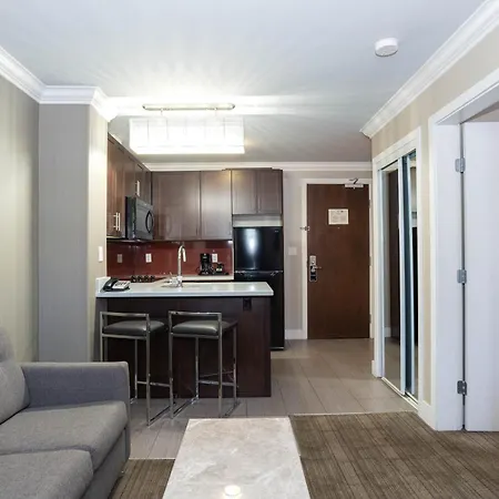 Sandman Hotel & Suites Calgary South-2