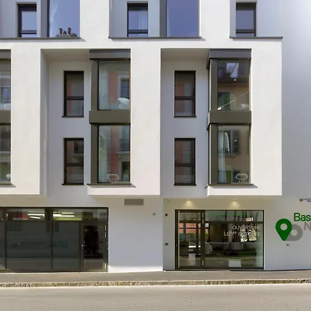 Base Nyon-3