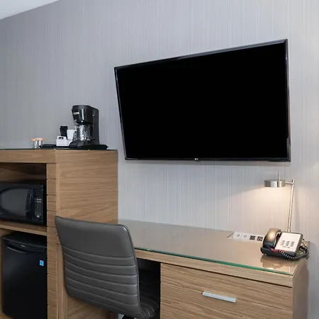 Sandman Hotel Grande Prairie-2
